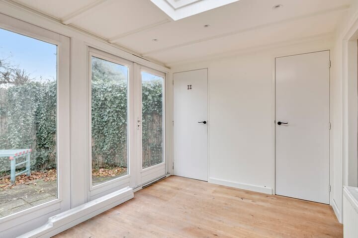 Twee-onder-één-kap te koop: Arnhemsestraat 107, Leuvenheim
