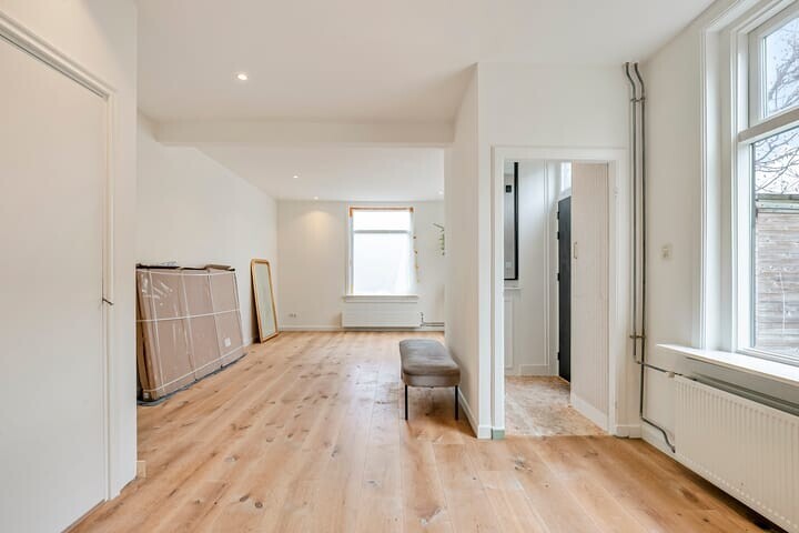 Twee-onder-één-kap te koop: Arnhemsestraat 107, Leuvenheim
