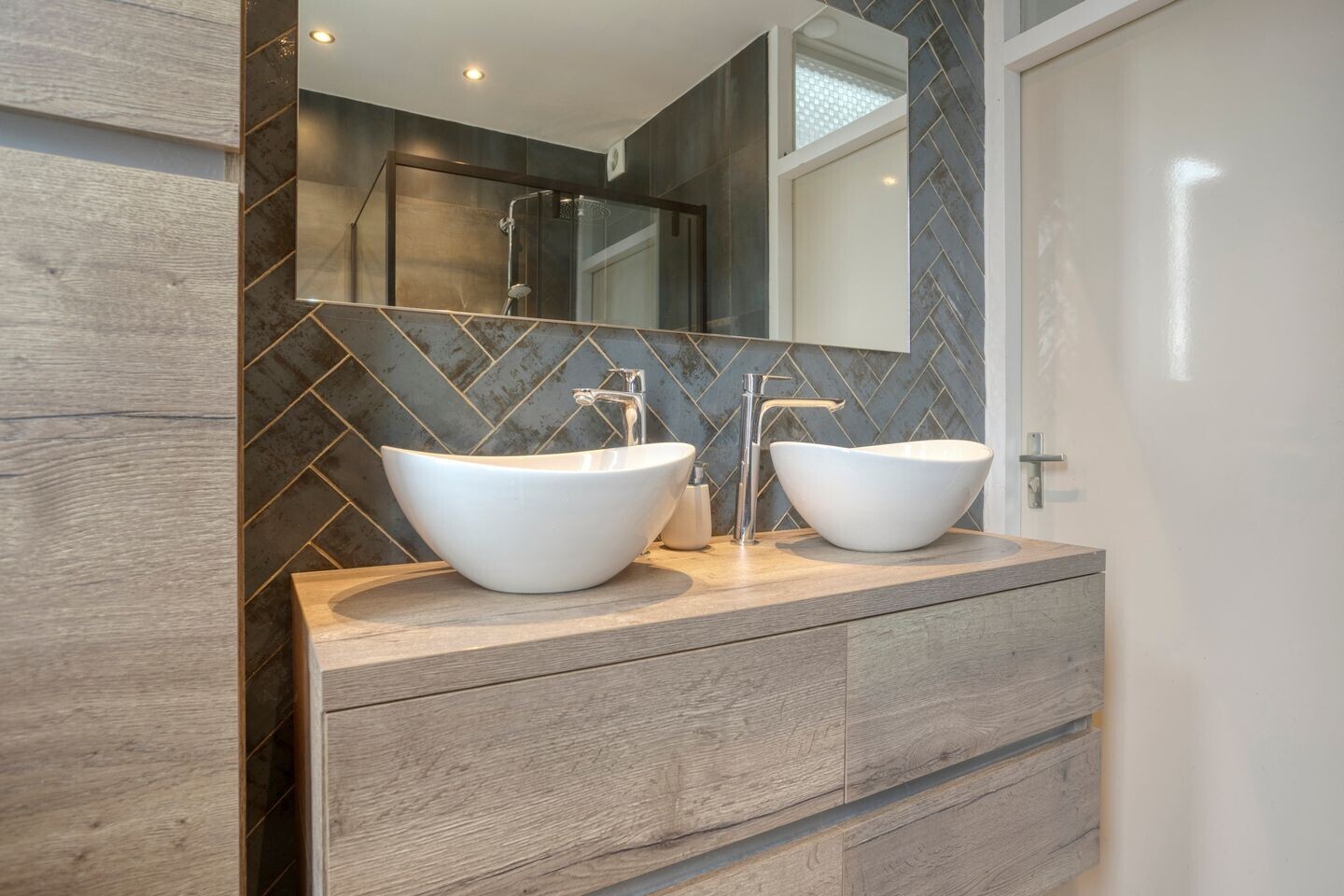 Tussenwoning te koop: Magnolialaan 42, Doesburg