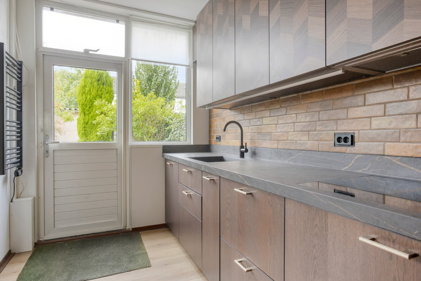 Tussenwoning te koop: Magnolialaan 42, Doesburg