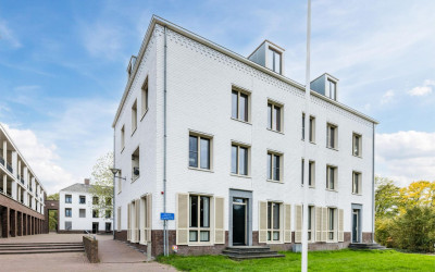 Het Maurits. 8