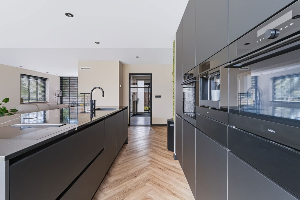 Vrijstaande woning te koop: Burg van Rielstraat 23, Giesbeek