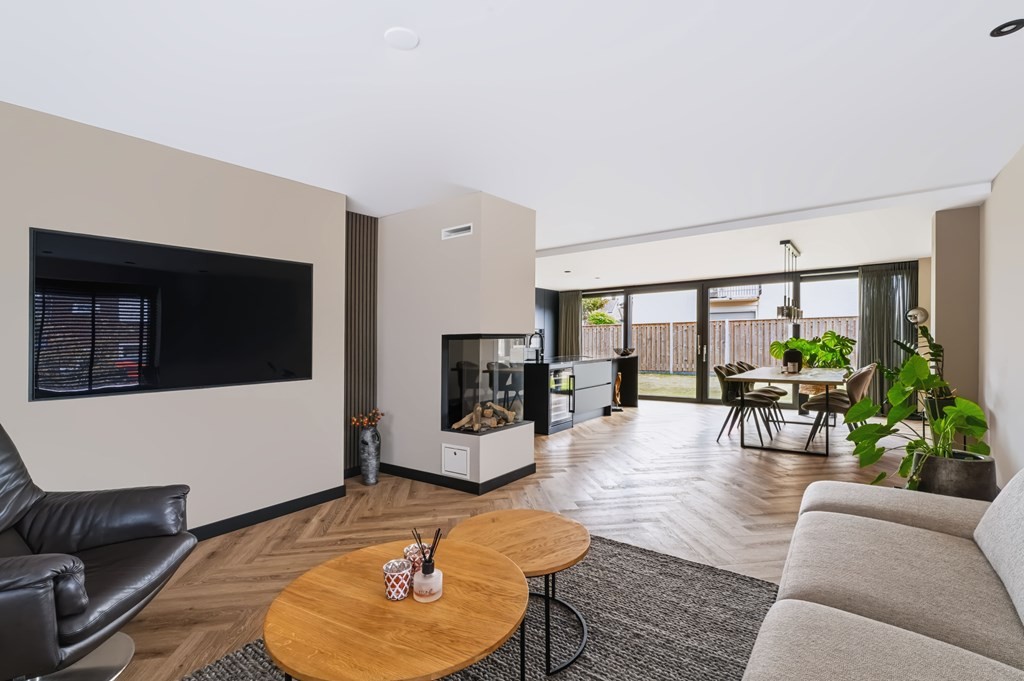 Vrijstaande woning te koop: Burg van Rielstraat 23, Giesbeek