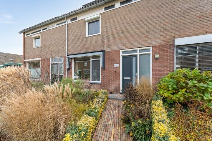 Tussenwoning te koop: Mauritiusstraat 5, Rheden