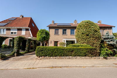 Massenweg 102