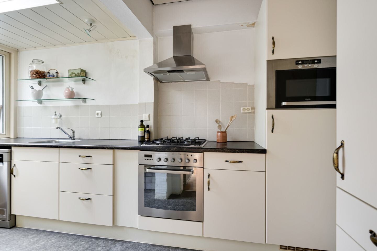 Twee-onder-één-kap te koop: Apollostraat 7, Rheden