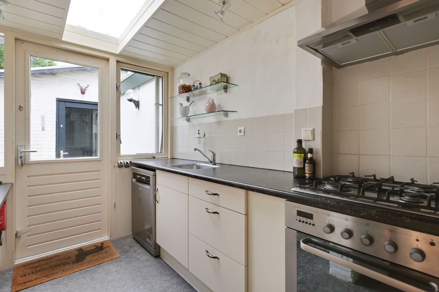 Twee-onder-één-kap te koop: Apollostraat 7, Rheden