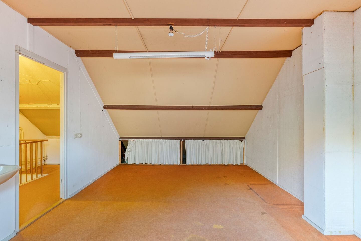 Hoekwoning te koop: Caenstraat 1, Doetinchem