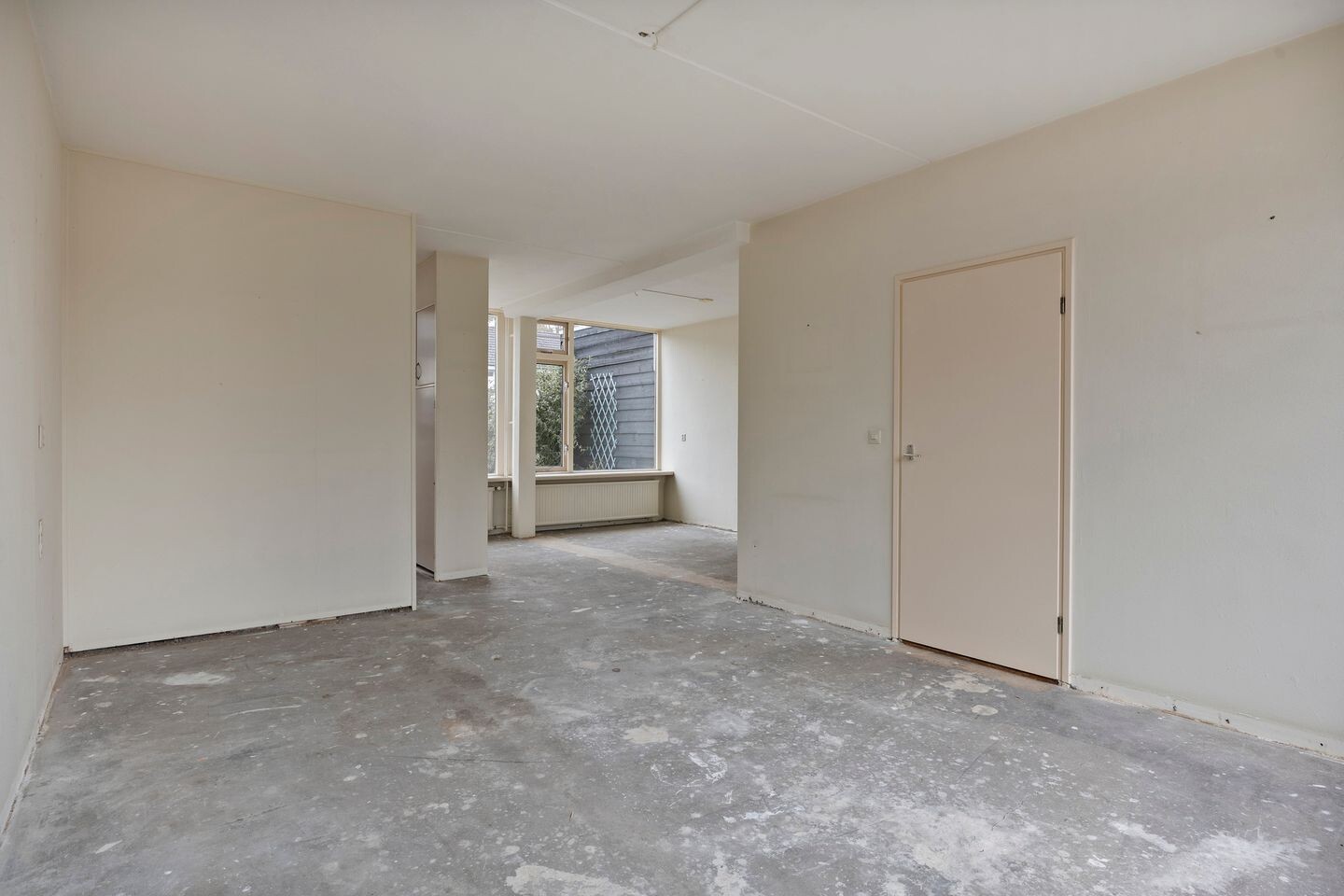 Tussenwoning te koop: van Leeuwenhoeklaan 15, Doetinchem