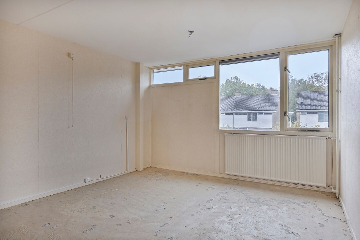 Tussenwoning te koop: van Leeuwenhoeklaan 15, Doetinchem