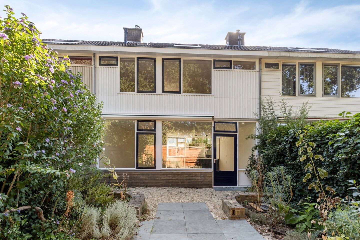 Tussenwoning te koop: van Leeuwenhoeklaan 46, Doetinchem