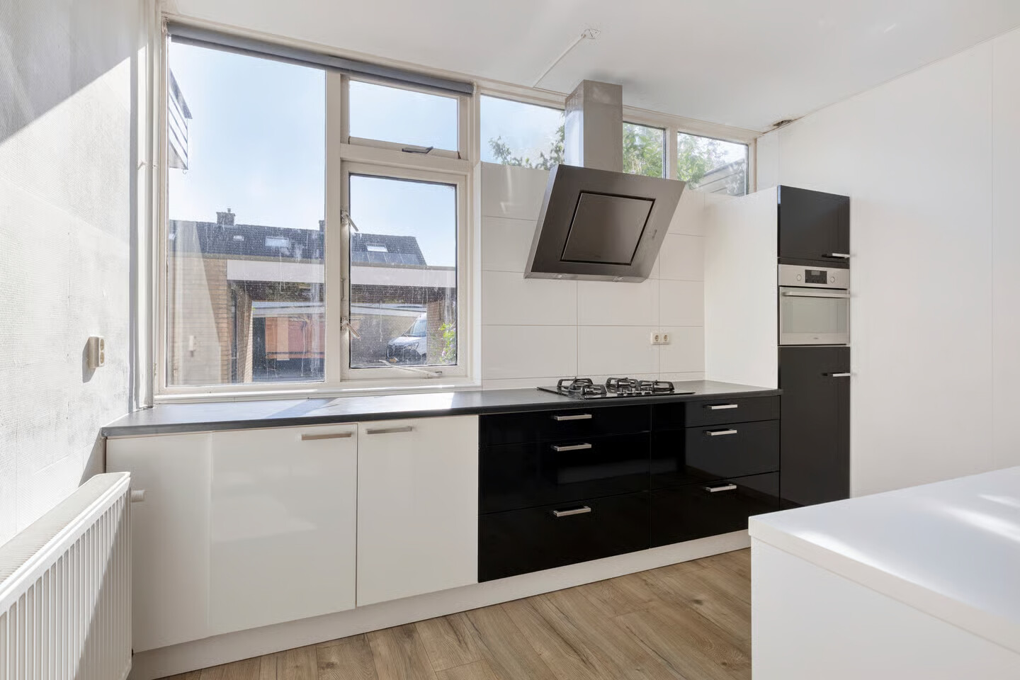 Tussenwoning te koop: van Leeuwenhoeklaan 46, Doetinchem