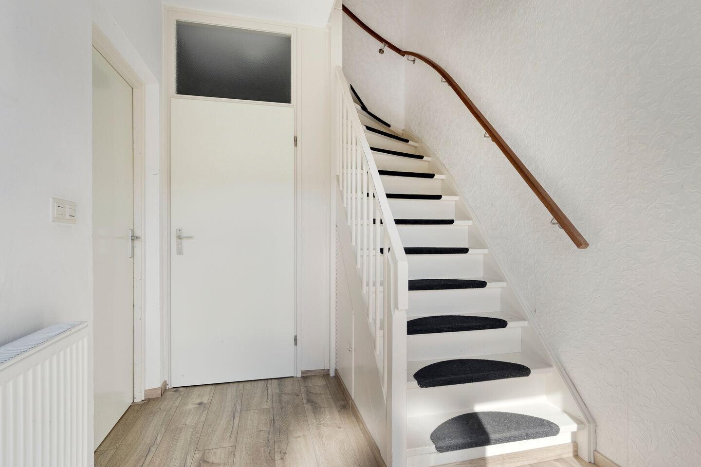 Tussenwoning te koop: van Leeuwenhoeklaan 46, Doetinchem