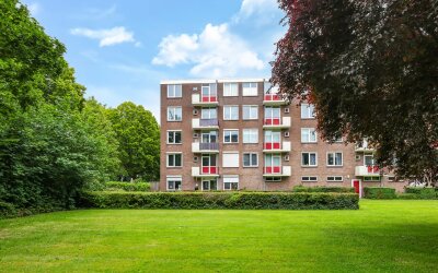 van Hogendorplaan 38-D