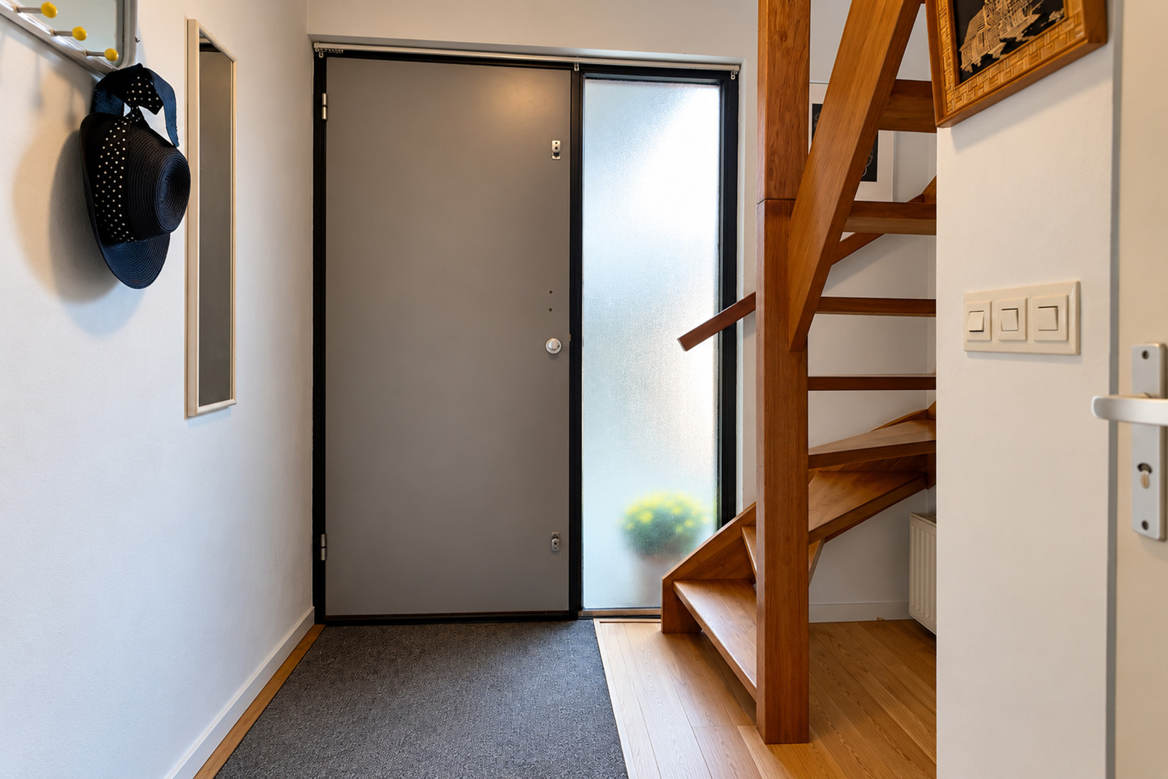Twee-onder-één-kap te koop: Wildenborch 208, Doetinchem