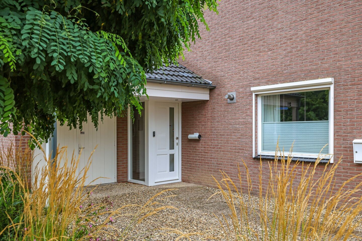 Twee-onder-één-kap te koop: Gaffeldreef 21, Doetinchem