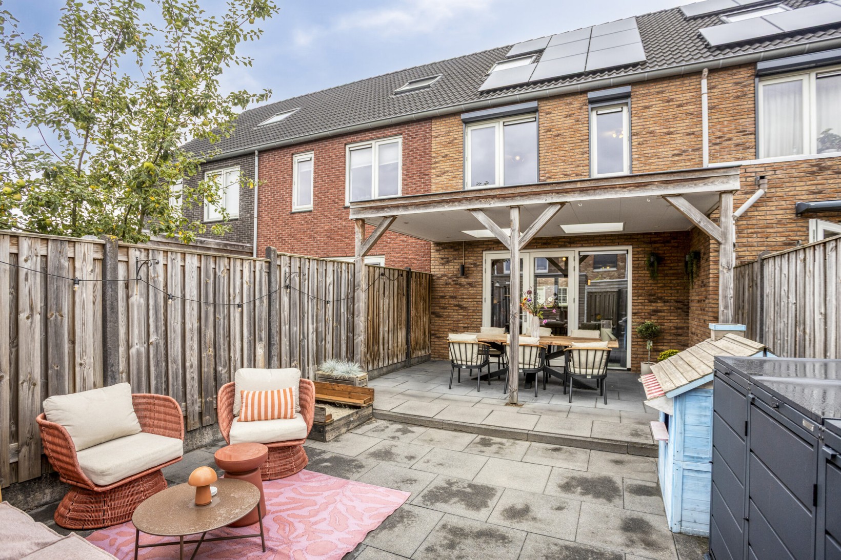 Tussenwoning te koop: Het Hennennest 43, Doetinchem
