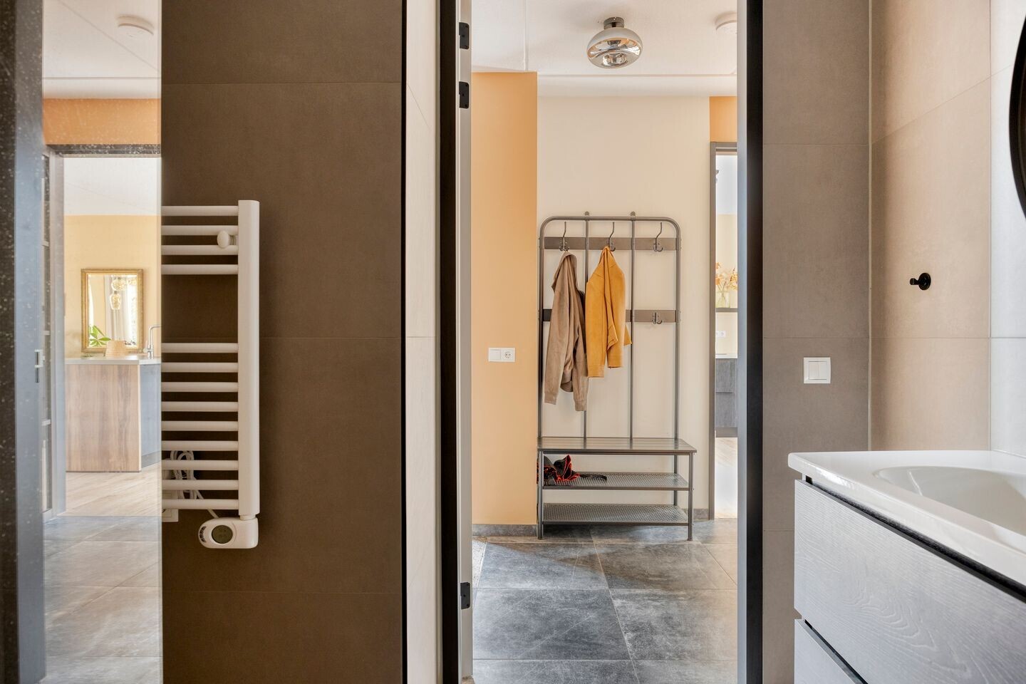 Tussenwoning te koop: Marga Klompéstraat 13, Doetinchem