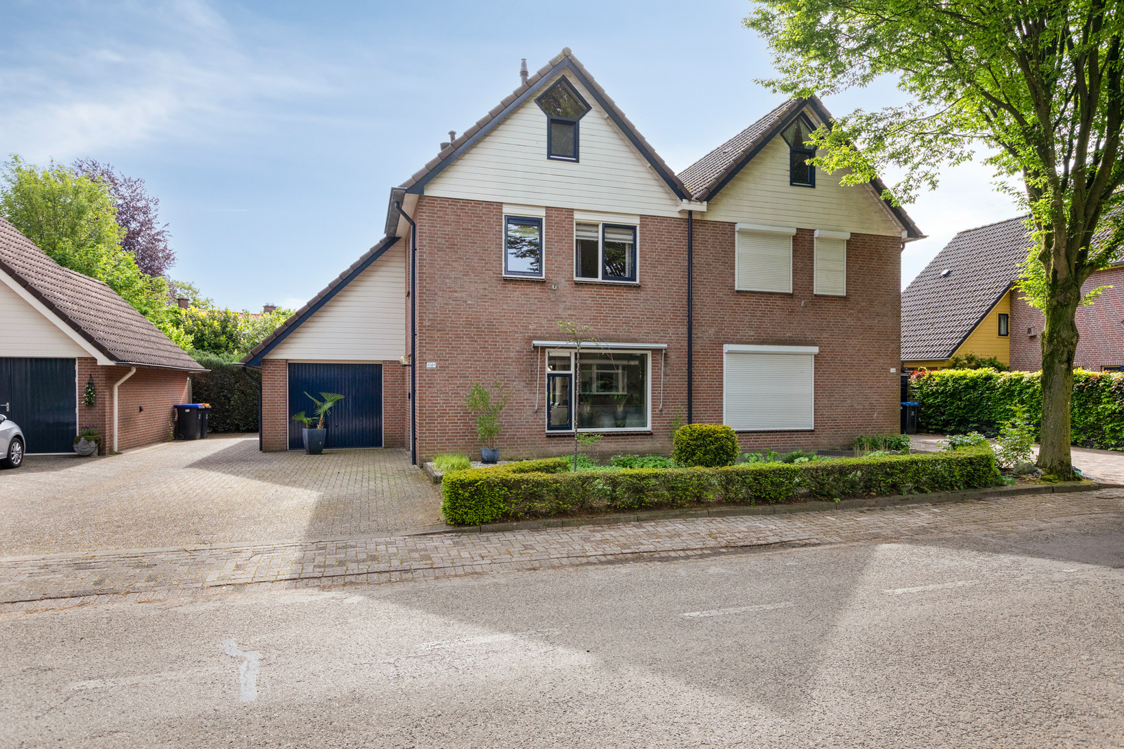 Twee-onder-één-kap te koop: Hoofdstraat 114A, Gaanderen