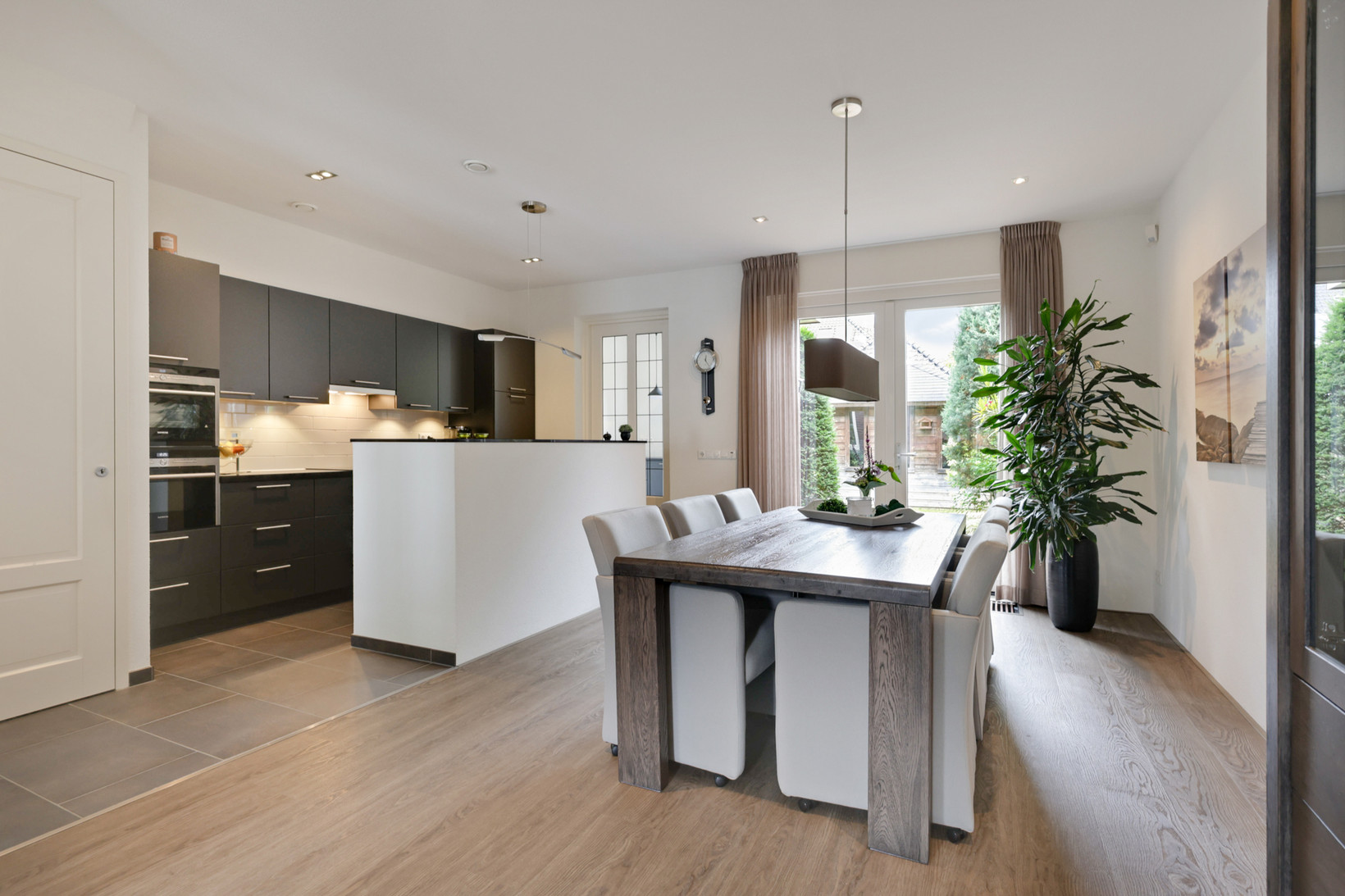 Tussenwoning te koop: Norman Belvealstraat 22, Wehl
