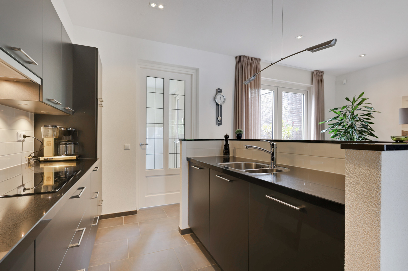Tussenwoning te koop: Norman Belvealstraat 22, Wehl