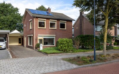 Huis te koop Julianastraat 8