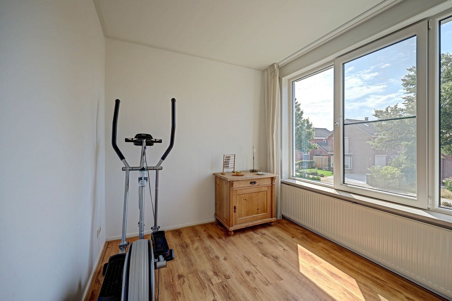 Twee-onder-één-kap te koop: Julianastraat 27, Wehl