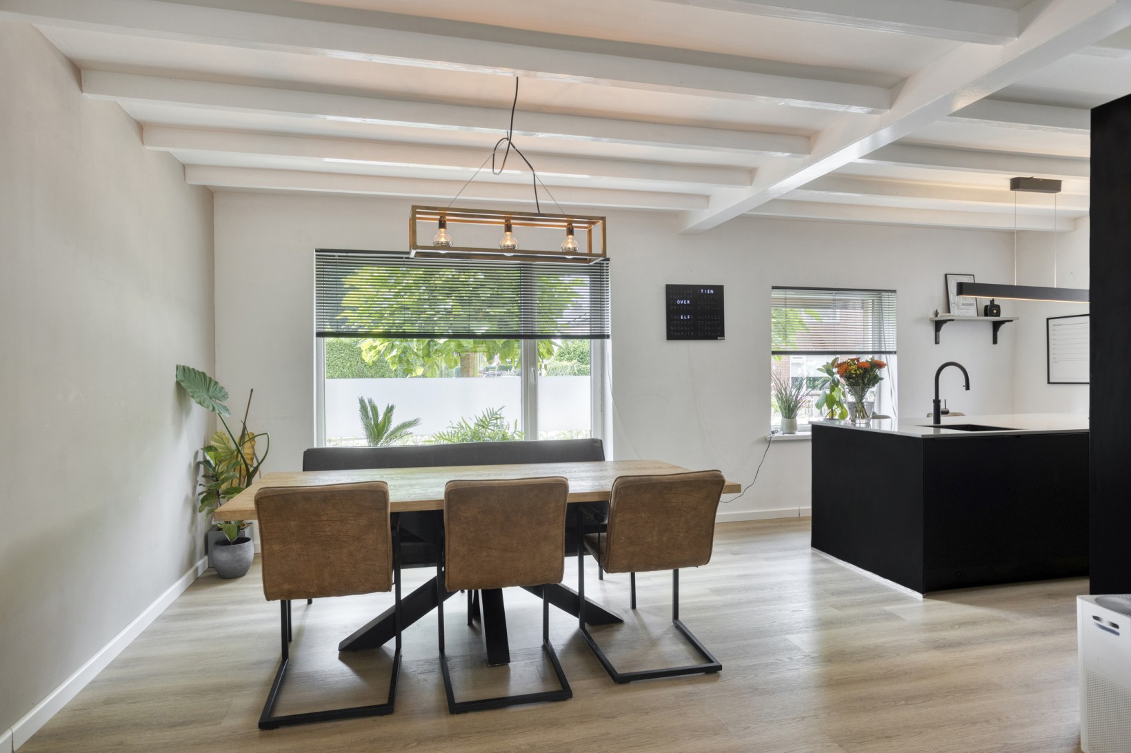 Twee-onder-één-kap te koop: Schoolstraat 8, Beek