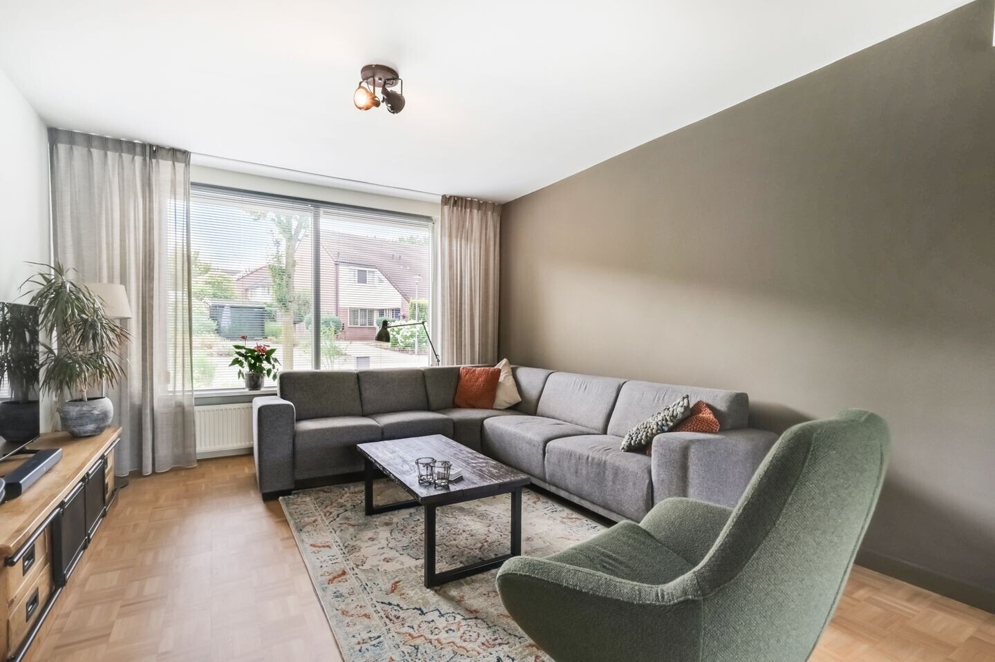 Tussenwoning te koop: De Hucht 58, 'S-Heerenberg