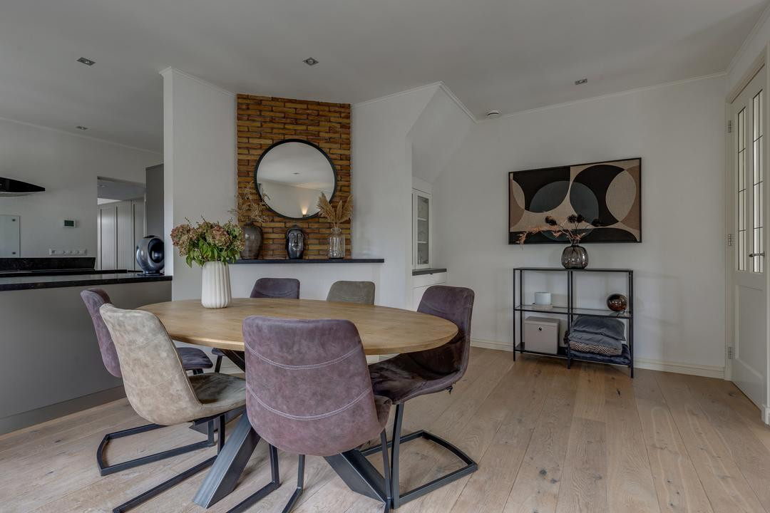 Twee-onder-één-kap te koop: Oranjestraat 64, Varsseveld