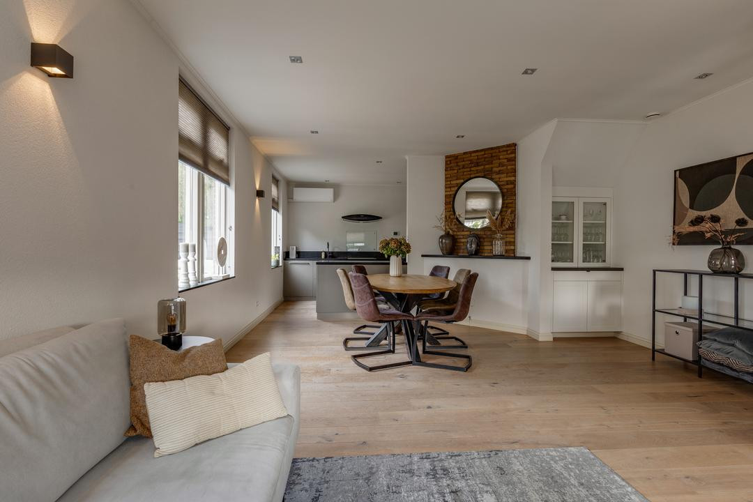 Twee-onder-één-kap te koop: Oranjestraat 64, Varsseveld