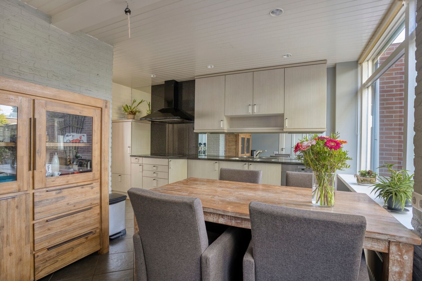 Tussenwoning te koop: Dominee Bulensstraat 10, Varsseveld