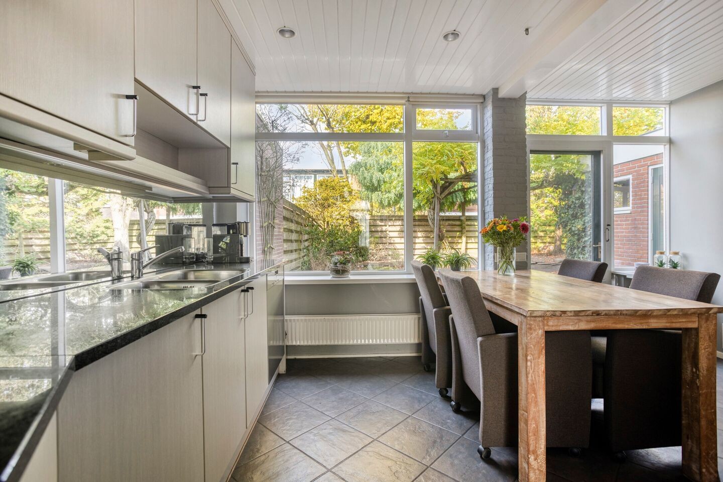 Tussenwoning te koop: Dominee Bulensstraat 10, Varsseveld