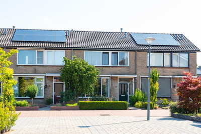 Burgemeester van Tuyllstraat 23