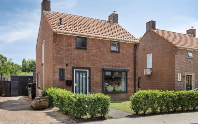 Hogeweg 65