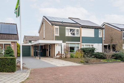 Huis te koop Spoorstraat 17