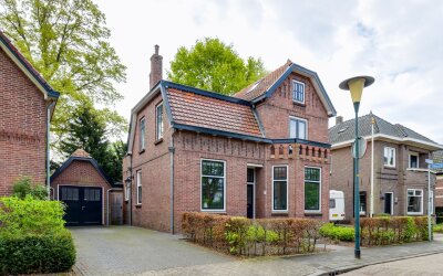 Emmastraat 16