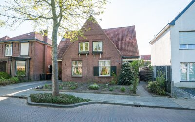 Emmastraat 2