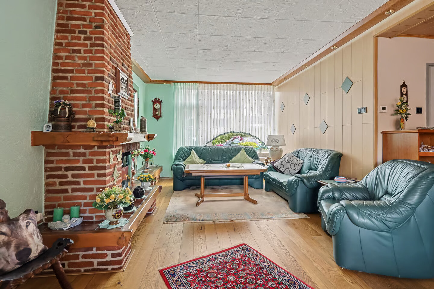 Tussenwoning te koop: Pijnboomstraat 22, Winterswijk