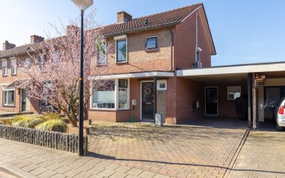 Zwaluwstraat 11
