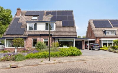 Spreeuwstra. 50