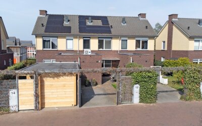 Amerstraat 12