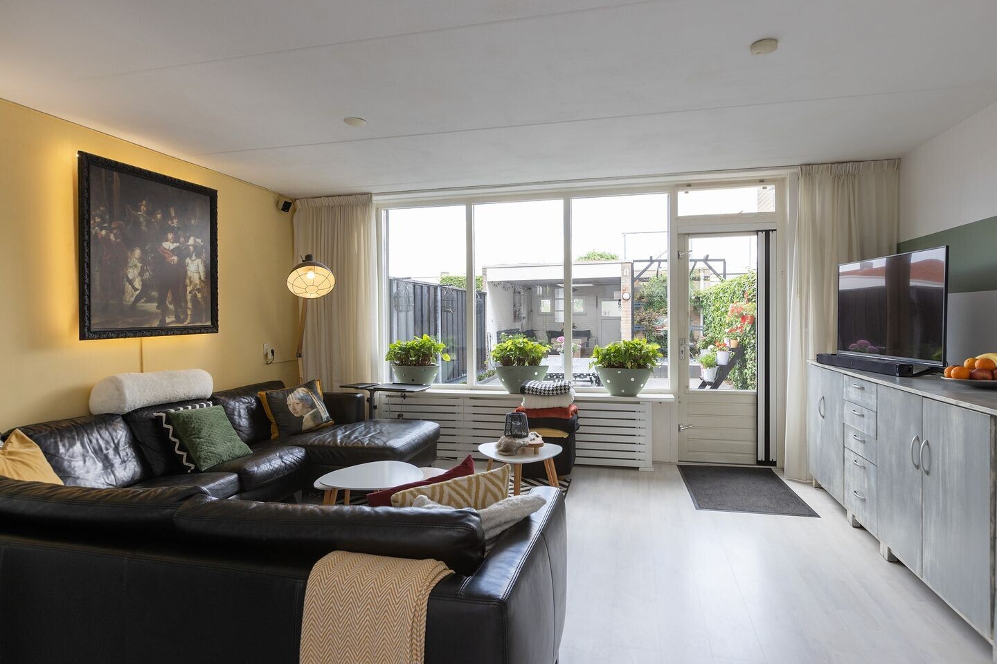 Tussenwoning te koop: Staringplein 18, Winterswijk