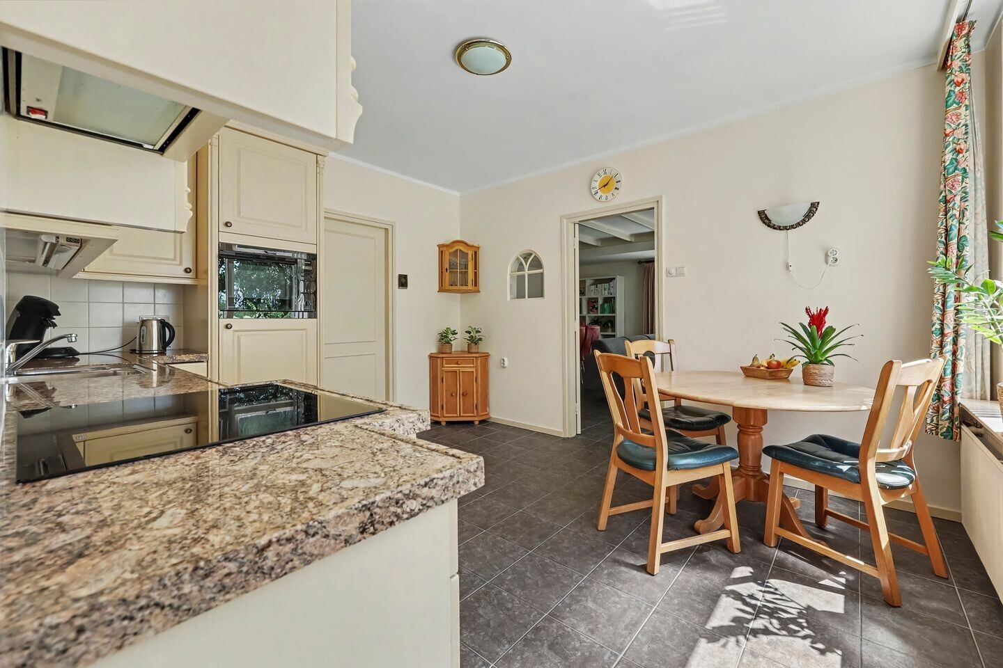 Appartement te koop: Masterveldweg 7, Winterswijk Huppel