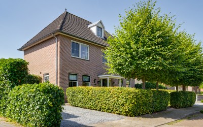 Parallelweg 14