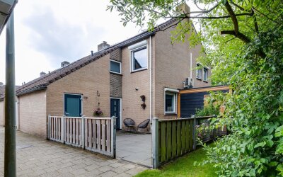De Hare 122