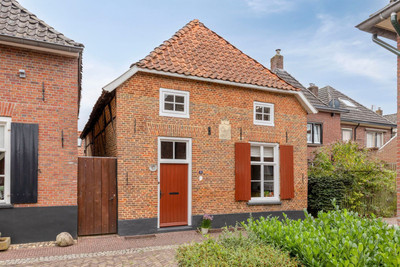 Kerkstraat 13