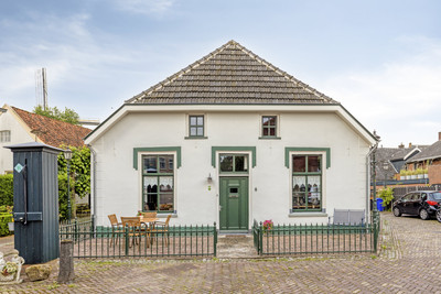 Vismarkt 8