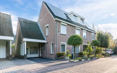 Sleedoornstraat 84