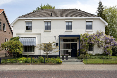 Dorpsstraat 32